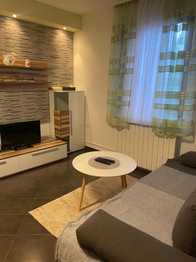 App Ena Appartamento Umago Esterno foto