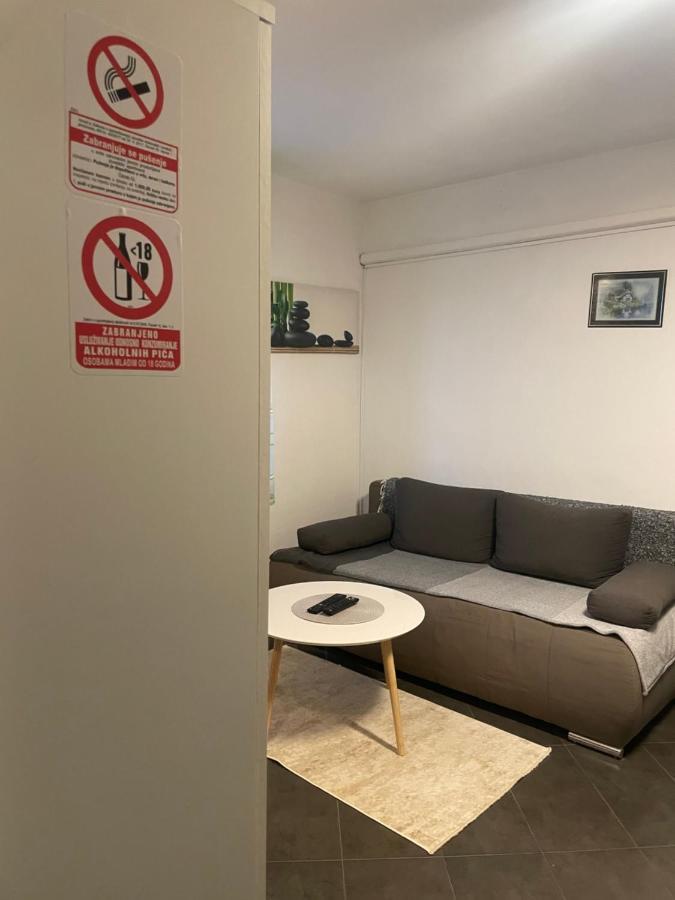 App Ena Appartamento Umago Esterno foto